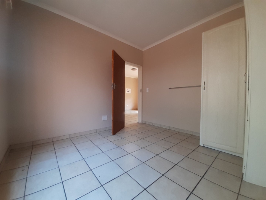 2 Bedroom Property for Sale in Bult South North West